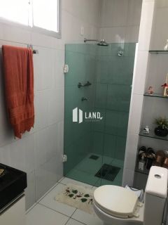 Casa a venda no bairro montese