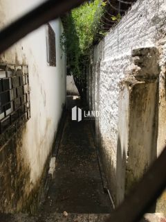 Casa a venda no bairro montese