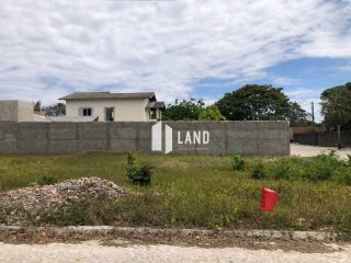 TERRENO (16,5 x 30) de esquina, a poucos metros da Lagoa da Precabura e da Rua Sorocaba, próximo a Av. Maestro Lisboa e a CE 010 a venda, com uma área de 495 m² por R$ 179.000, Precabura - Eusébio/CE