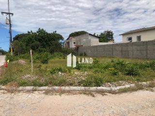 TERRENO (16,5 x 30) de esquina, a poucos metros da Lagoa da Precabura e da Rua Sorocaba, próximo a Av. Maestro Lisboa e a CE 010 a venda, com uma área de 495 m² por R$ 179.000, Precabura - Eusébio/CE