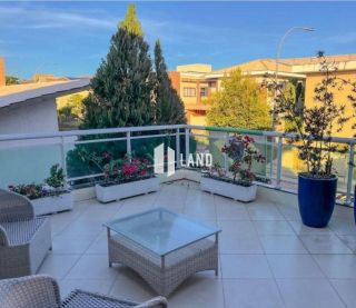 Linda casa porteira fechada nos Jardins Ibiza!