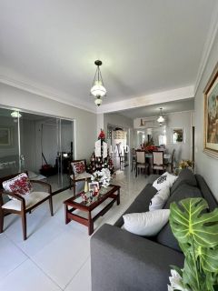 Casa com 4 quartos 2 suítes no bairro de Fátima - próxima a UFPI - Teresina - PI