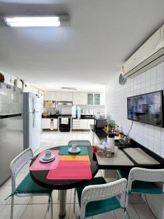 Casa com 4 quartos 2 suítes no bairro de Fátima - próxima a UFPI - Teresina - PI