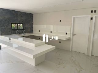 BELÍSSIMA CASA DE ALTO PADRÃO NO EUSÉBIO!
