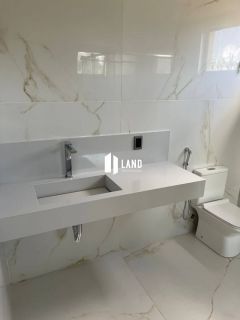 BELÍSSIMA CASA DE ALTO PADRÃO NO EUSÉBIO!