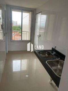 Apartamento Para Vender com 4 quartos 4 suítes no bairro Engenheiro Luciano Cavalcante em Fortaleza