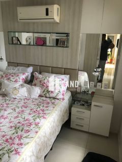 Apartamento Para Vender com 2 quartos 1 suítes no bairro Meireles em Fortaleza