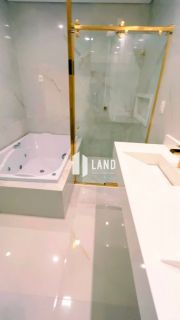 Casa de Condomínio Para Vender com 03 quartos 03 suítes no bairro Maraponga - Fortaleza em Fortaleza