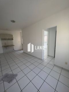 Apartamento Para Vender com 02 quartos 01 suítes no bairro Messejana em Fortaleza