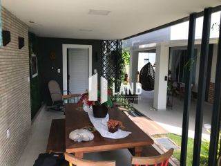 Casa Para Vender com 06 quartos 05 suítes no bairro Cidade dos Funcionarios em Fortaleza