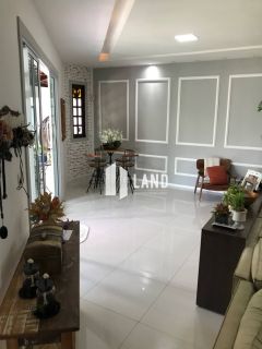 Casa Para Vender com 06 quartos 05 suítes no bairro Cidade dos Funcionarios em Fortaleza