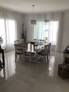 Casa Para Vender com 06 quartos 05 suítes no bairro Cidade dos Funcionarios em Fortaleza