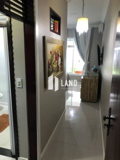 Casa Para Vender com 06 quartos 05 suítes no bairro Cidade dos Funcionarios em Fortaleza