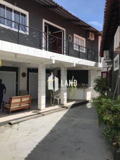 Casa Para Vender com 06 quartos 05 suítes no bairro Cidade dos Funcionarios em Fortaleza