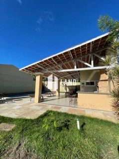 Casa em condomínio à venda na Lagoa Redonda 2 quartos, 2 suítes, 2 garagens com área de lazer, próximo a escolas, supermercados, farmácias e a 5 minutos da Avenida Washington Soares.