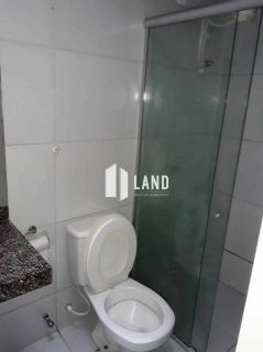 Casa em condomínio à venda na Lagoa Redonda 2 quartos, 2 suítes, 2 garagens com área de lazer, próximo a escolas, supermercados, farmácias e a 5 minutos da Avenida Washington Soares.