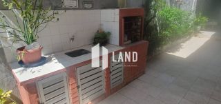 Casa Para Vender com 5 quartos 2 suítes no bairro Papicu em Fortaleza