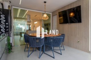 Excelente Casa com deck e terraço na Cidade dos funcionários