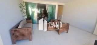 Excelente Casa com deck e terraço na Cidade dos funcionários
