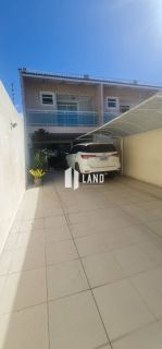 Excelente Casa com deck e terraço na Cidade dos funcionários