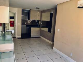ENG. LEAL LIMA VERDE - 2 QUARTOS / 2 VAGAS / Cond. R$ 400,00 com Cagece incluso.