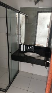Casa Para Vender com 03 quartos 01 suítes no bairro Cidade dos Funcionarios em Fortaleza