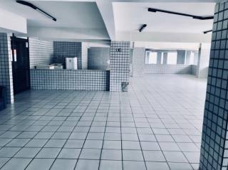 APARTAMENTO NO MELHOR DO BAIRRO VARJOTA COM 116M² E ÁREA DE LAZER, NA MATRÍCULA DIZ UMA VAGA DE GARAGEM MAS CABEM 2 VEÍCULOS COM FOLGA. VALOR BASTANTE ATRATIVO.