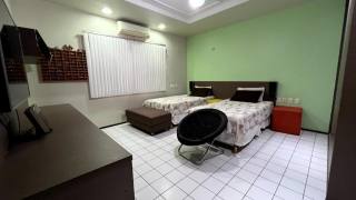 Casa Para Vender com 3 quartos 3 suítes no bairro Horto em Teresina