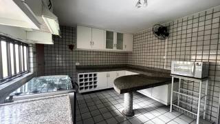Casa Para Vender com 3 quartos 3 suítes no bairro Horto em Teresina
