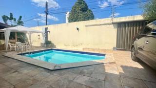 Casa Para Vender com 3 quartos 3 suítes no bairro Horto em Teresina