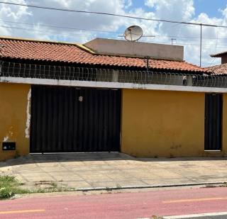 Casa no Bairro Piraja próximo à universidade Uspi