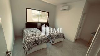 OPORTUNIDADE NA CIDADE ALPHA - CASA PORTEIRA FECHADA NO TERRAS 3