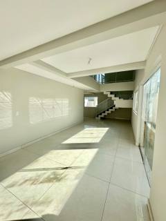 Casa Para Vender com 4 quartos 4 suítes no bairro Ininga em Teresina