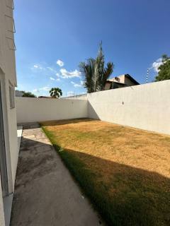 Casa Para Vender com 4 quartos 4 suítes no bairro Ininga em Teresina
