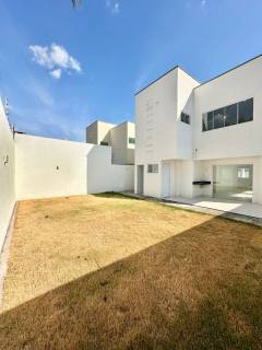 Casa Para Vender com 4 quartos 4 suítes no bairro Ininga em Teresina