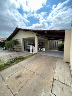 Casa Térrea com piscina