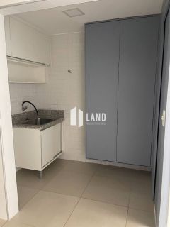 Apartamento Para Vender com 3 suítes no bairro Joquei em Teresina