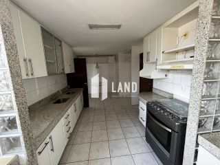 Apartamento bem localizado no Bairro Jóquei de 164m2 com 03 suites e DCE