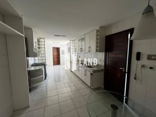 Apartamento bem localizado no Bairro Jóquei de 164m2 com 03 suites e DCE