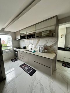 Apartamento Para Vender com 3 suítes no bairro Horto em Teresina