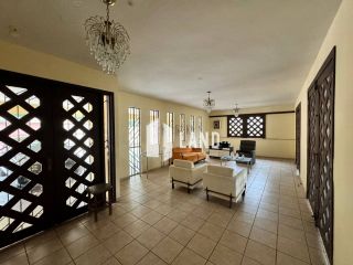 Casa Para Vender com 4 quartos 3 suítes no bairro Centro em Teresina