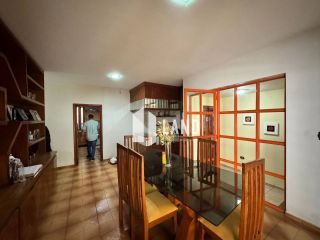 Casa Para Vender com 4 quartos 3 suítes no bairro Centro em Teresina