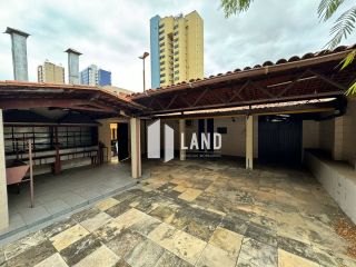 Casa Para Vender com 4 quartos 3 suítes no bairro Centro em Teresina