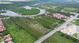 Lake Side Exclusive Residence