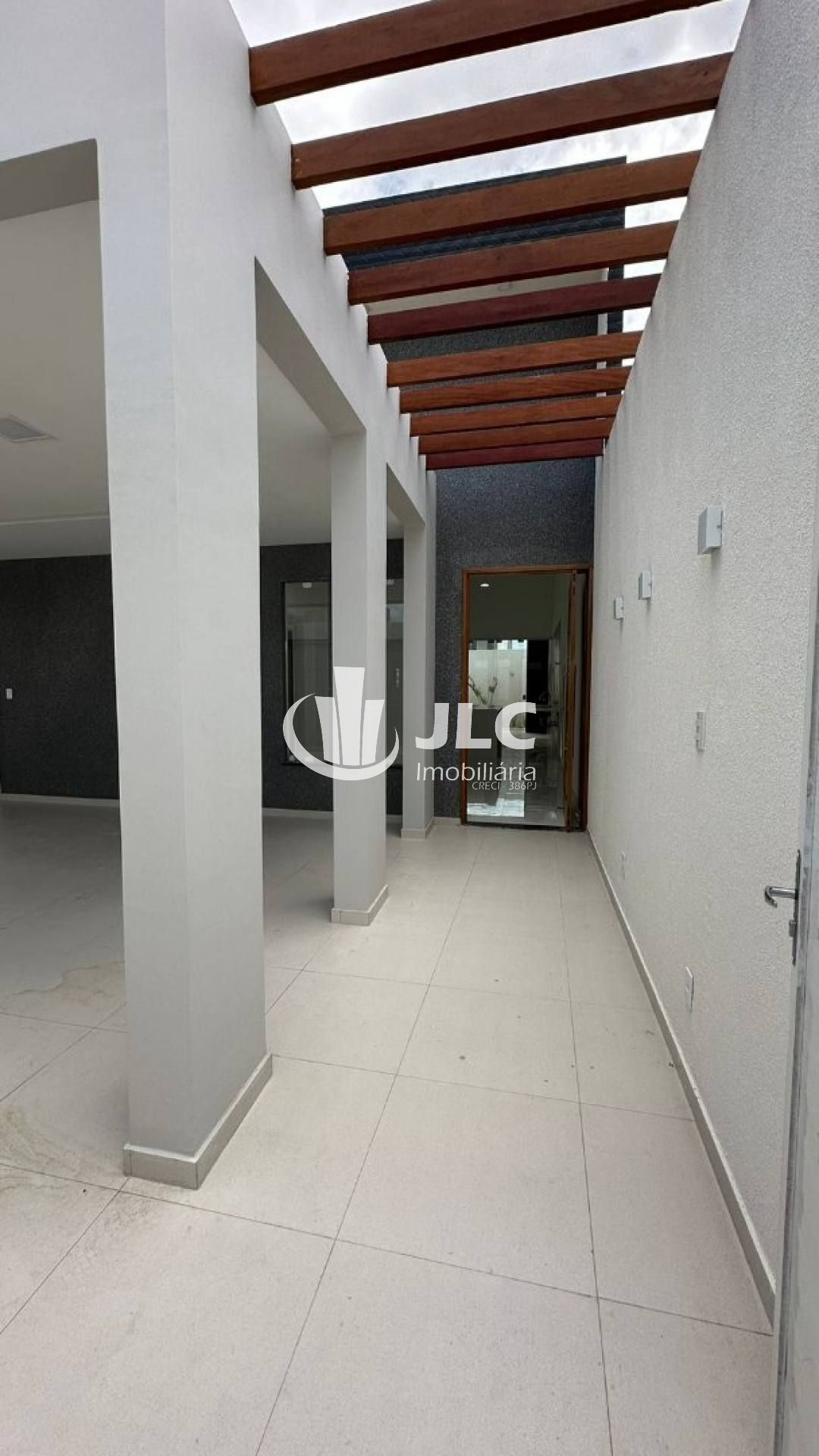 Casa no Loteamento Luar da Barra