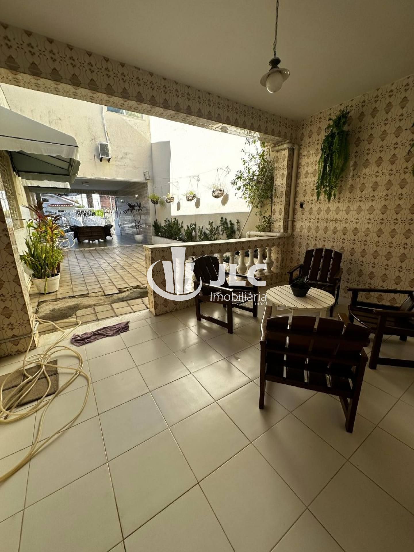 Casa no Bairro São José (Rua Campos)