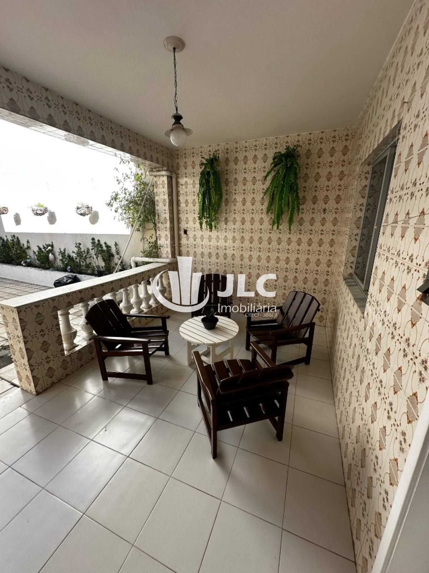 Casa no Bairro São José (Rua Campos)