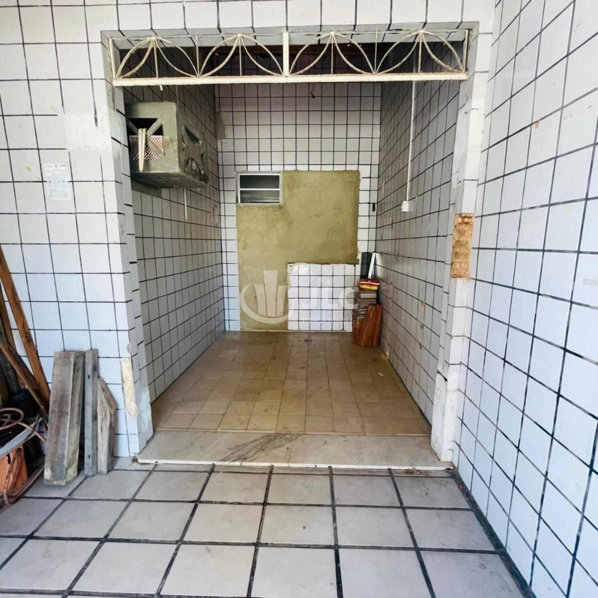 Casa no Bairro Grageru (Conj. Leite Neto)