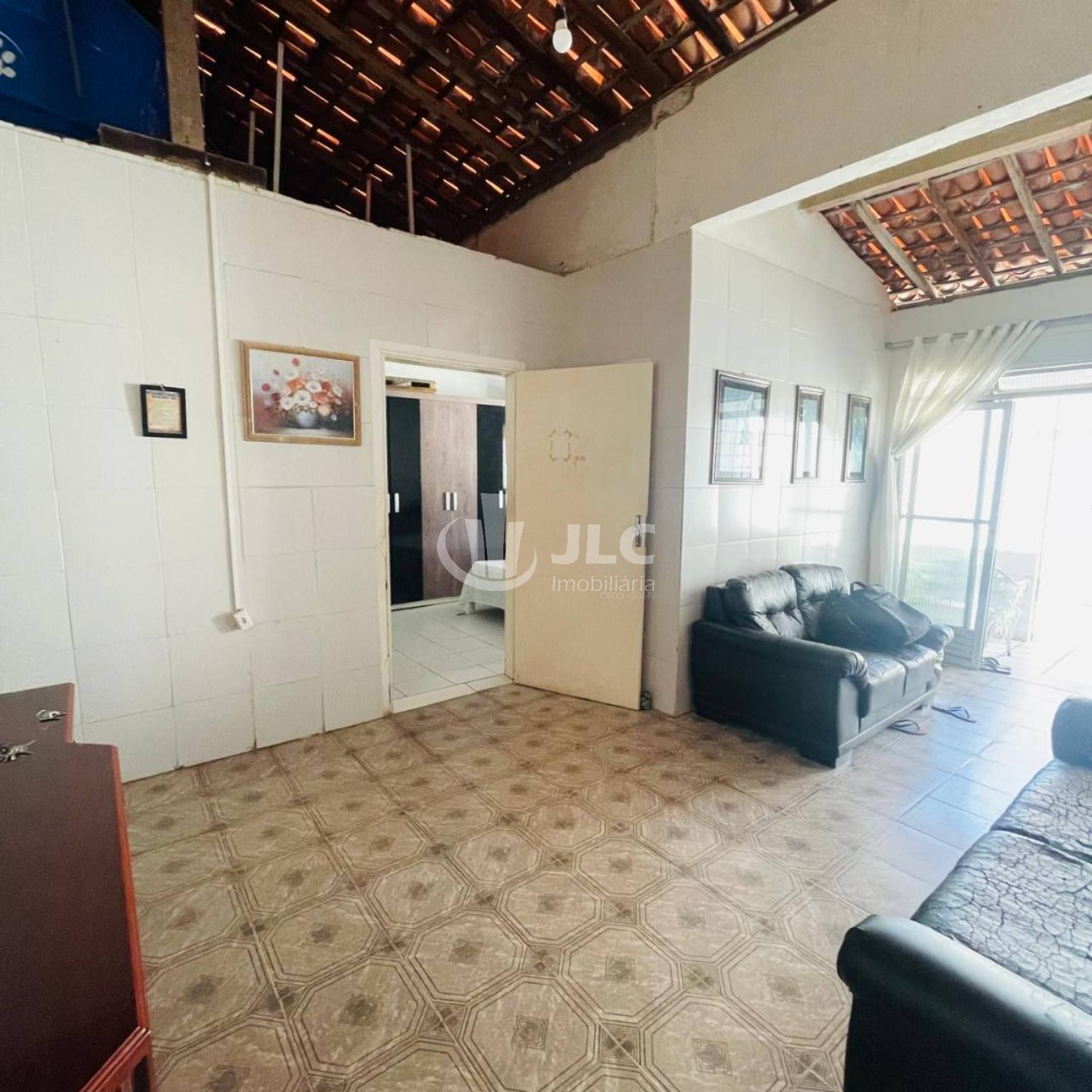 Casa no Bairro Grageru (Conj. Leite Neto)