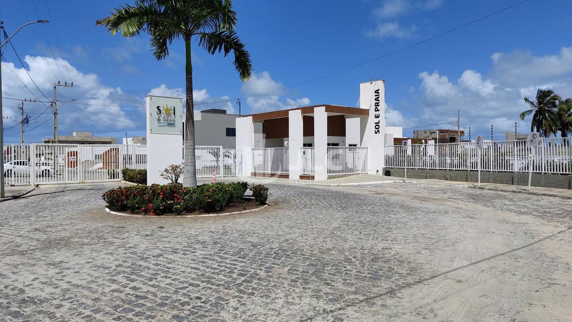 CONDOMÍNIO SOL E PRAIA